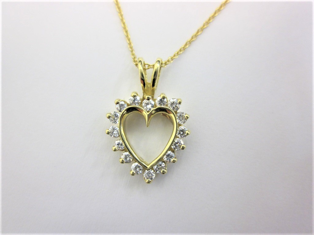 14K Solid Yellow Gold Diamond Heart Necklace
