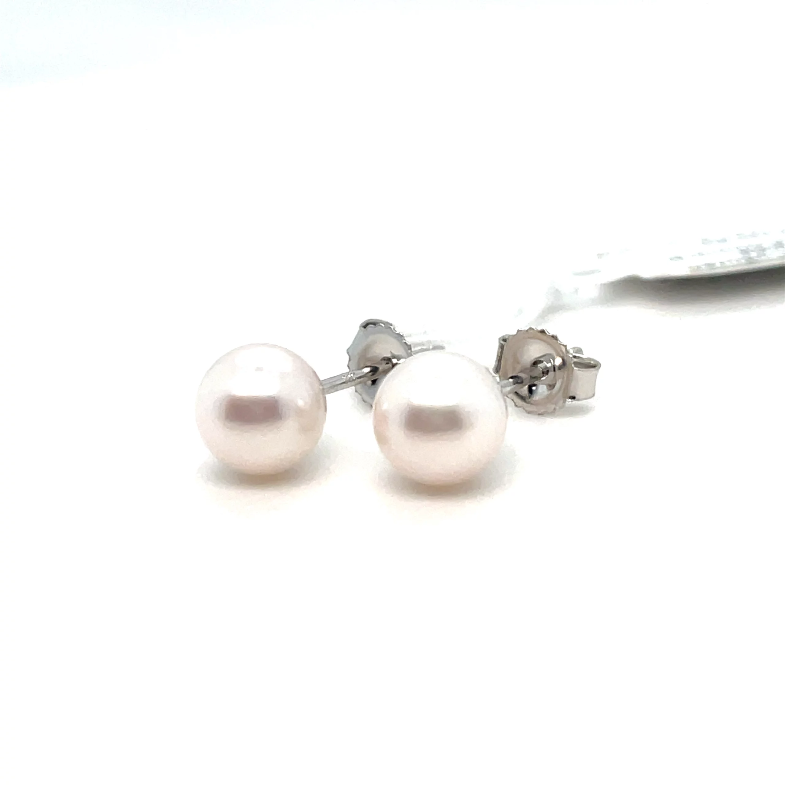 pearl earrings from donna jewelry chicago