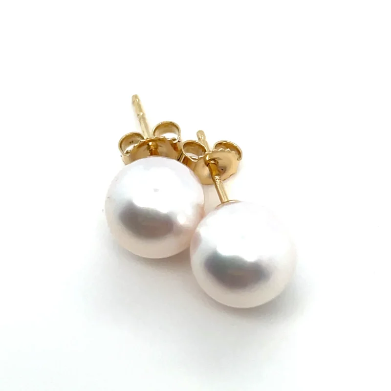 pearl earrings