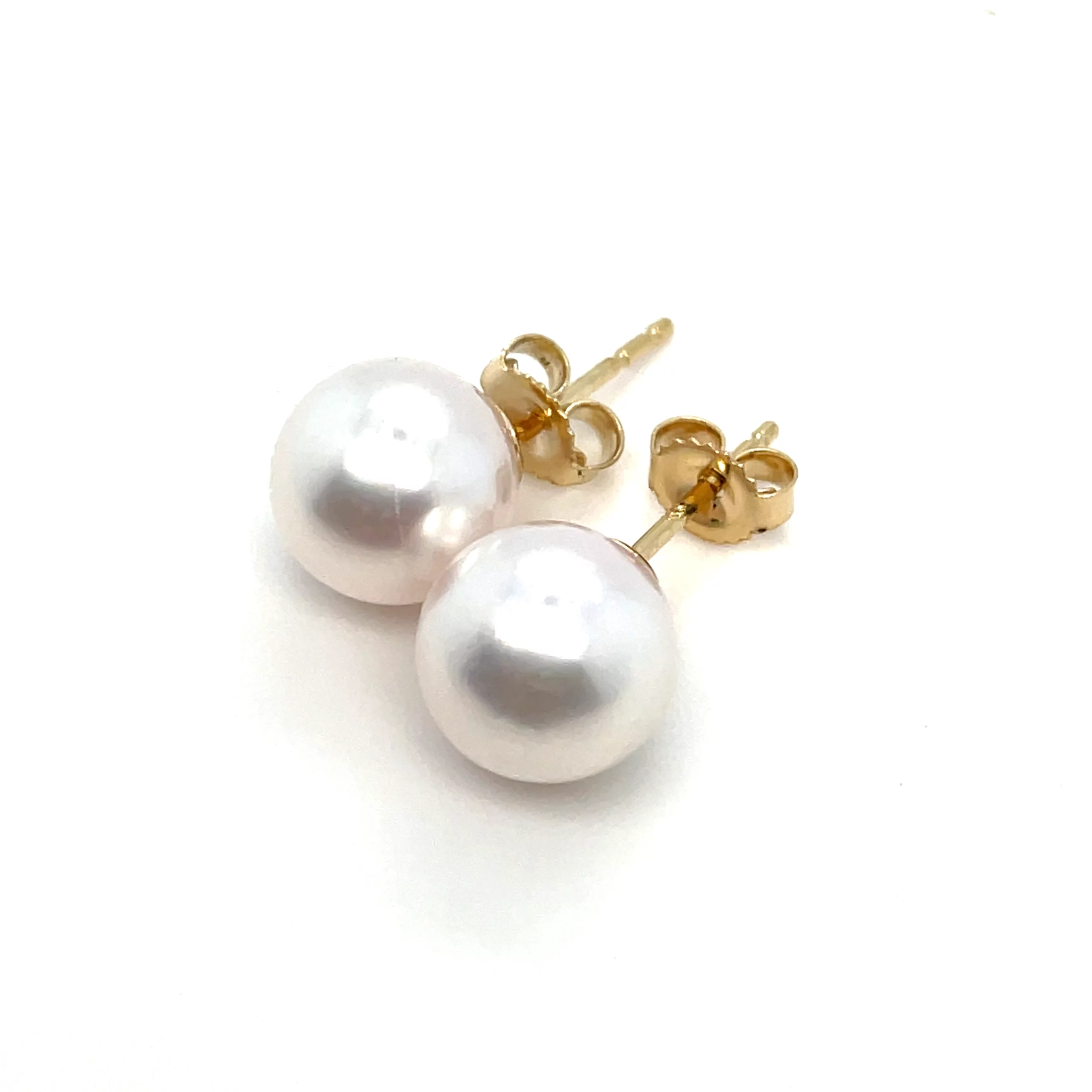 pearl earrings from donna jewelry in chicago