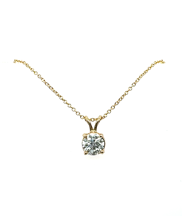 14k yellow gold pendant with lab grown round diamond