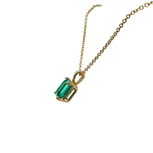 lab grown emerald necklace