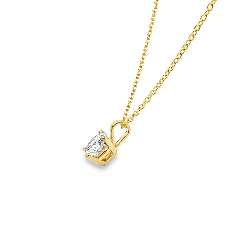 round lab grown diamond necklace